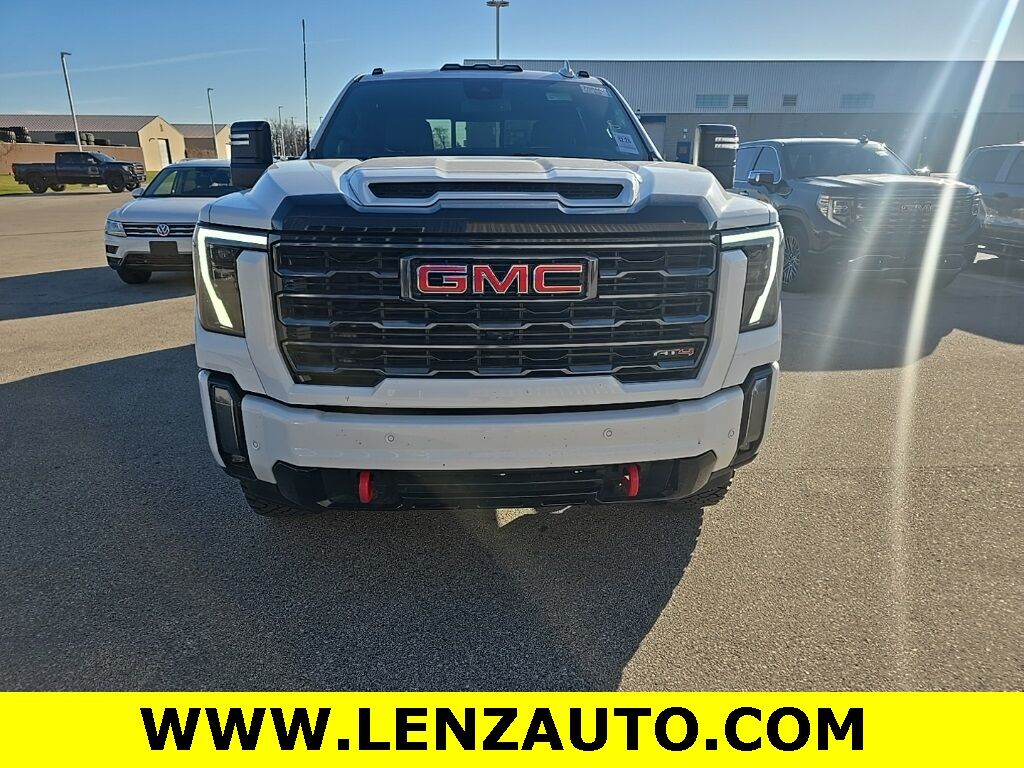 2024 GMC Sierra 2500HD 4x4 Crew Cab AT4