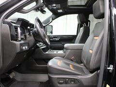 2024 GMC Sierra 2500HD 4x4 Crew Cab AT4 Fond du Lac WI