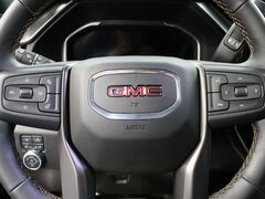 2024 GMC Sierra 2500HD 4x4 Crew Cab AT4 Fond du Lac WI