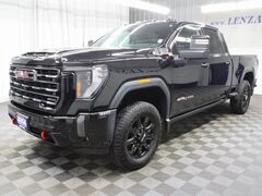 2024 GMC Sierra 2500HD 4x4 Crew Cab AT4 Fond du Lac WI