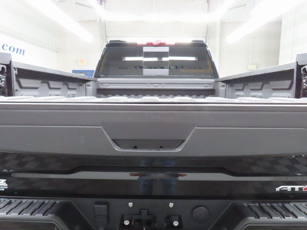 2024 GMC Sierra 2500HD 4x4 Crew Cab AT4 Fond du Lac WI
