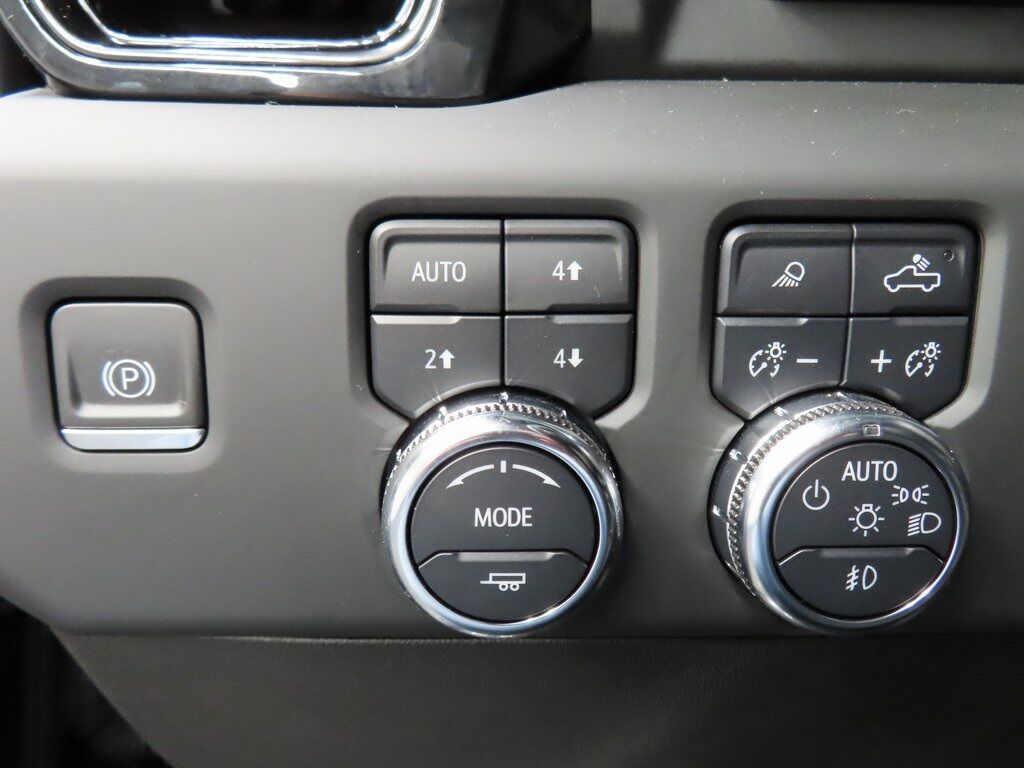 2024 GMC Sierra 2500HD 4x4 Crew Cab AT4 Fond du Lac WI