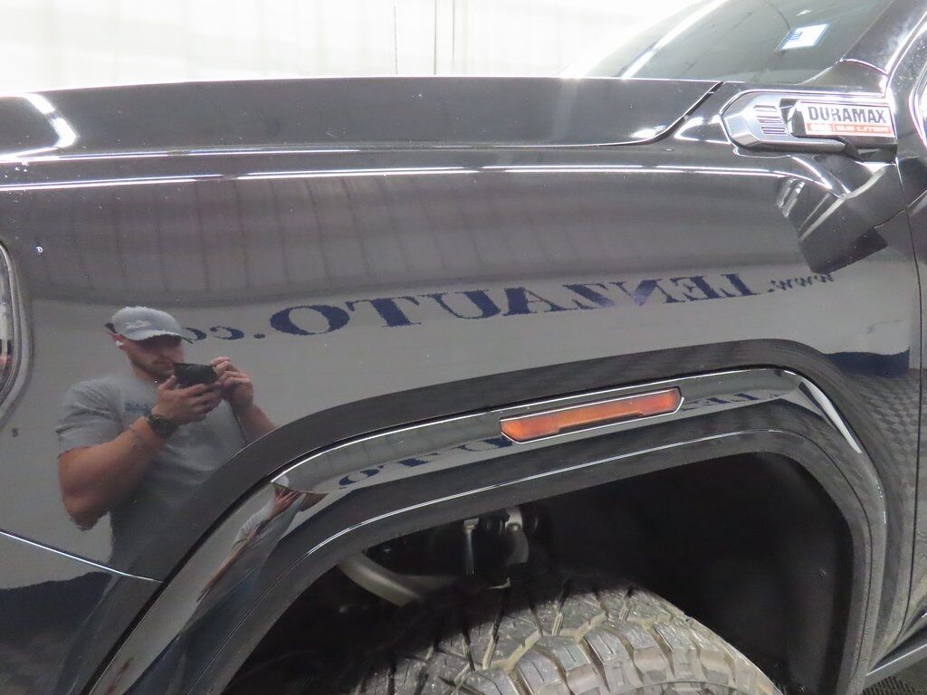 2024 GMC Sierra 2500HD 4x4 Crew Cab AT4 Fond du Lac WI