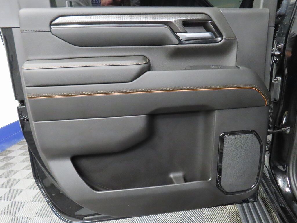 2024 GMC Sierra 2500HD 4x4 Crew Cab AT4 Fond du Lac WI