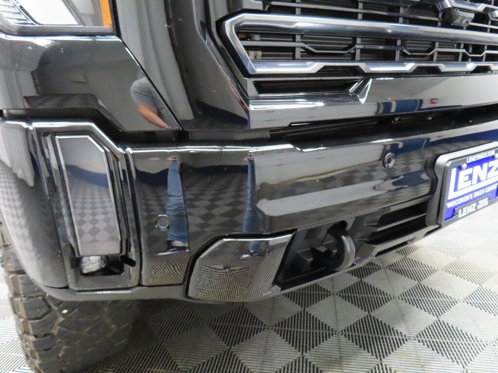 2024 GMC Sierra 2500HD 4x4 Crew Cab AT4 Fond du Lac WI