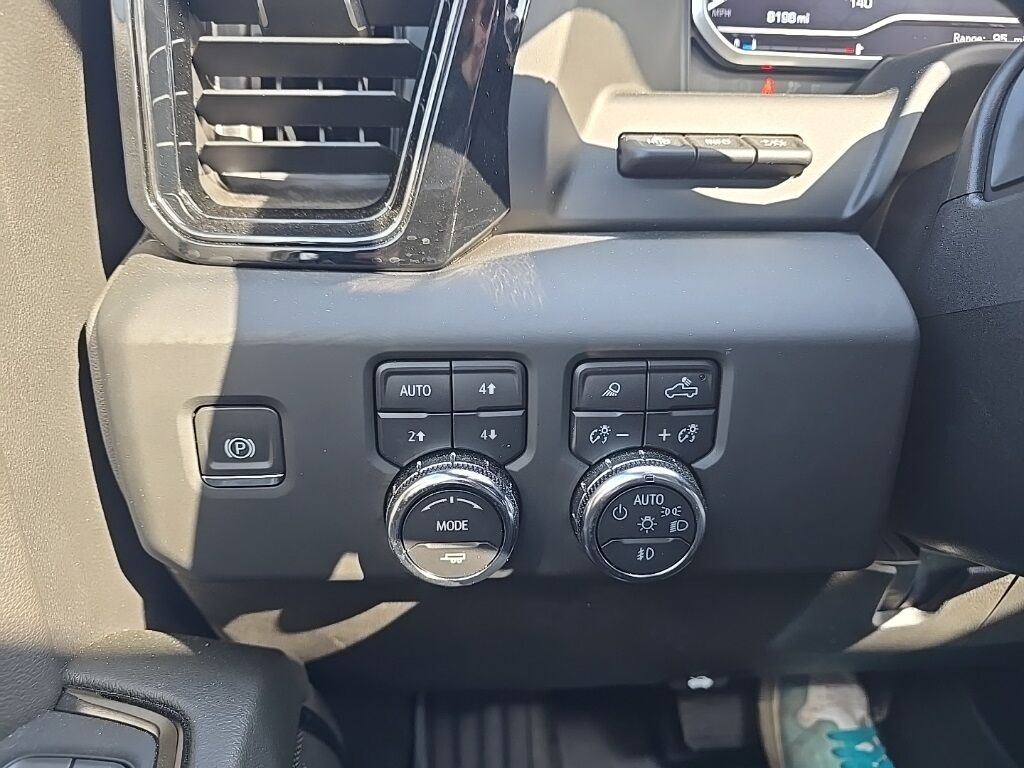 2024 GMC Sierra 2500HD 4x4 Crew Cab AT4 Fond du Lac WI