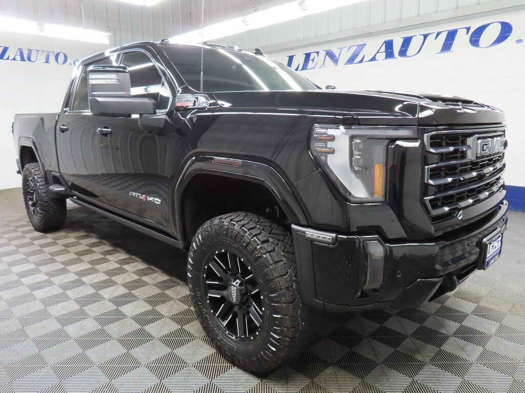 2024 GMC Sierra 2500HD 4x4 Crew Cab AT4 Fond du Lac WI