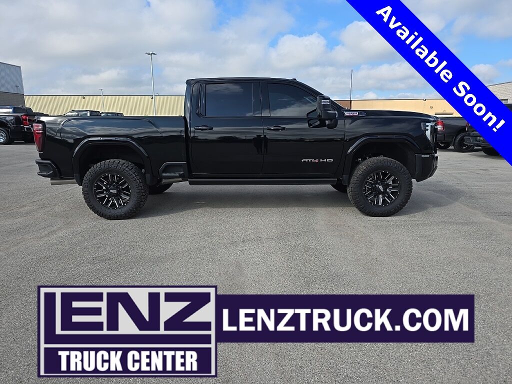 2024 GMC Sierra 2500HD 4x4 Crew Cab AT4 Fond du Lac WI