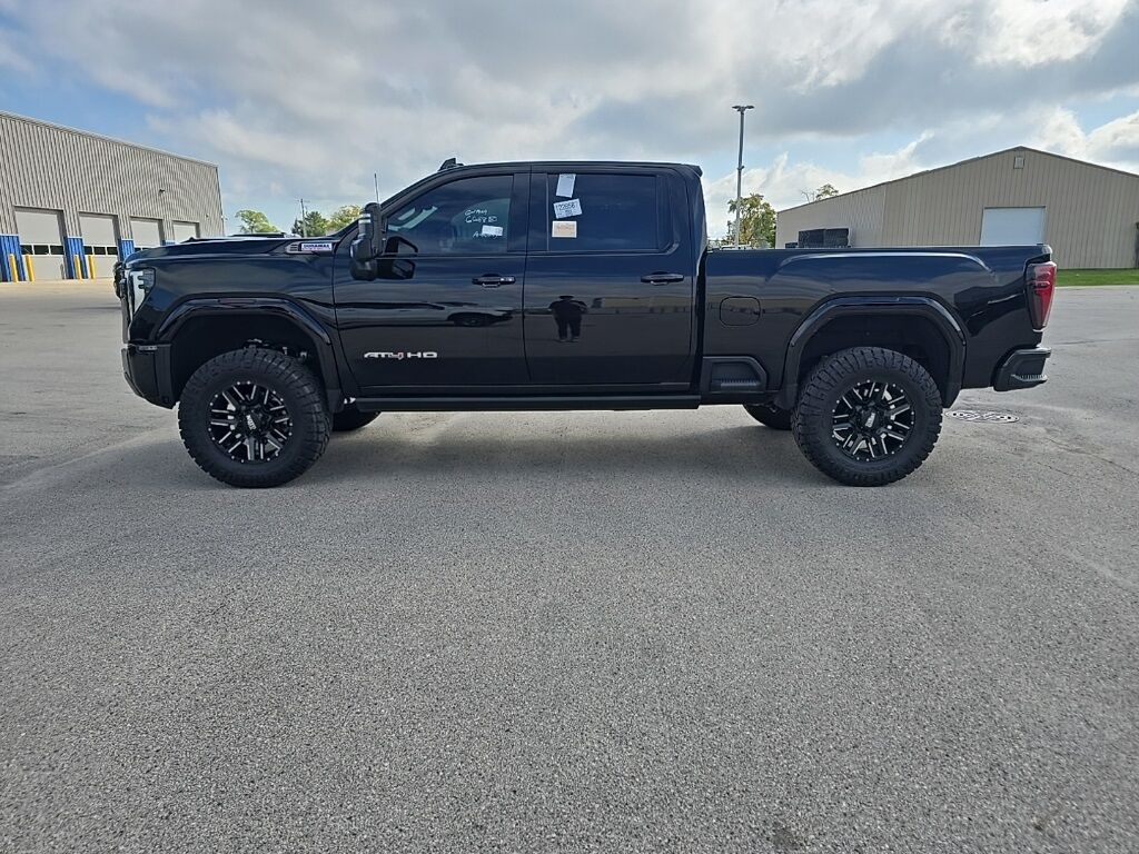 2024 GMC Sierra 2500HD 4x4 Crew Cab AT4 Fond du Lac WI
