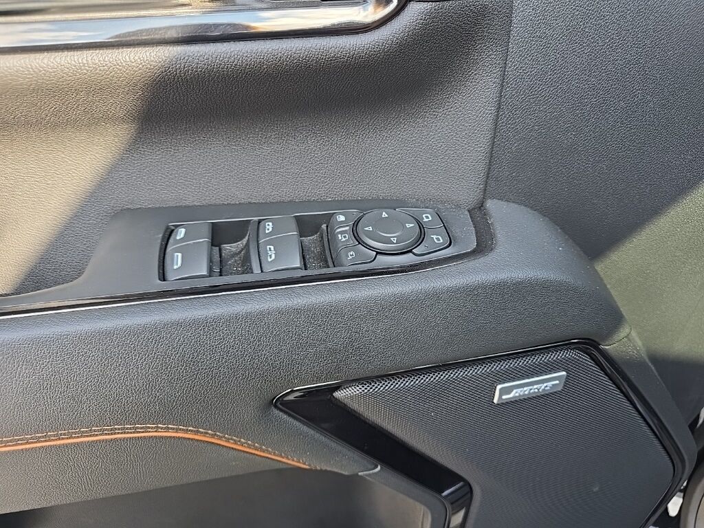 2024 GMC Sierra 2500HD 4x4 Crew Cab AT4 Fond du Lac WI