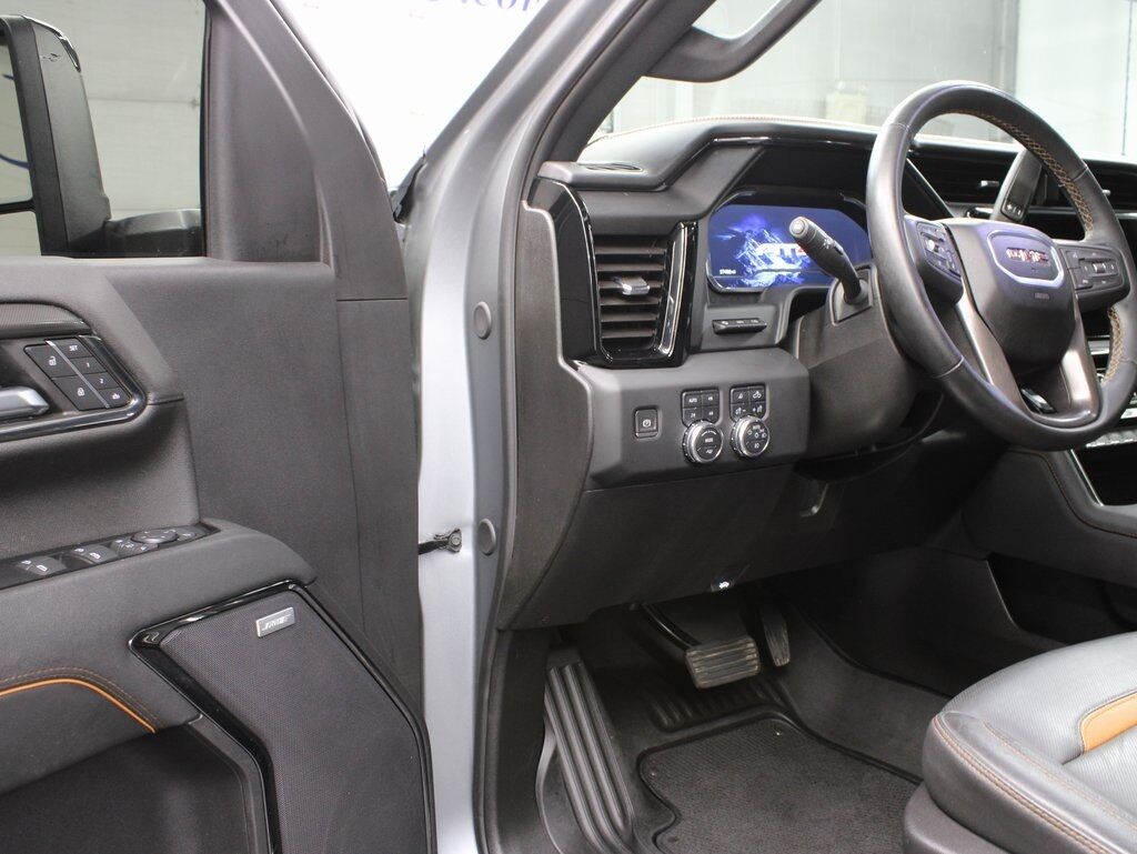 2024 GMC Sierra 2500HD 4x4 Crew Cab AT4 Fond du Lac WI