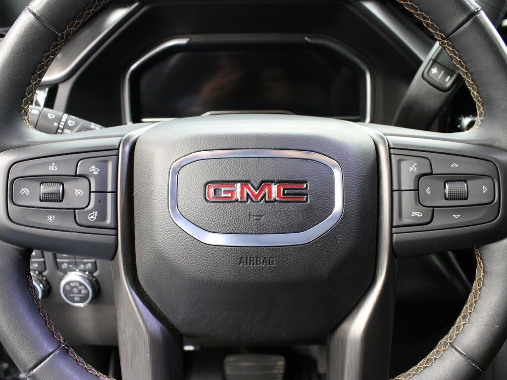 2024 GMC Sierra 2500HD 4x4 Crew Cab AT4 Fond du Lac WI