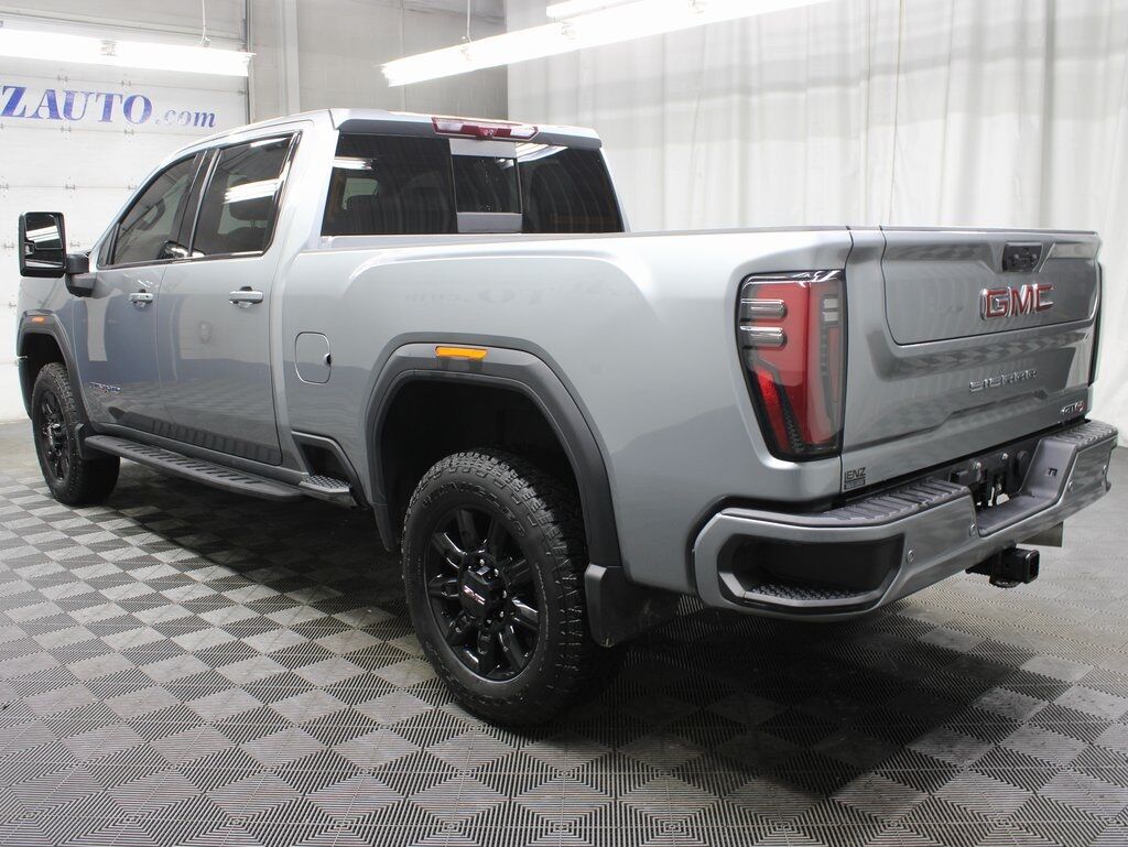2024 GMC Sierra 2500HD 4x4 Crew Cab AT4 Fond du Lac WI