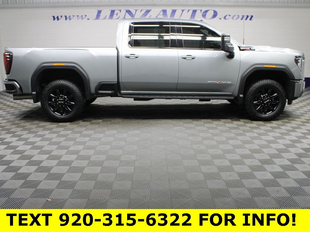 2024 GMC Sierra 2500HD 4x4 Crew Cab AT4 Fond du Lac WI