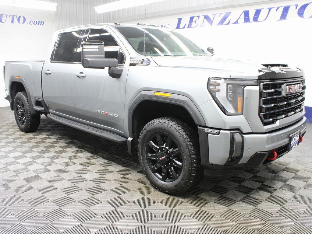 2024 GMC Sierra 2500HD 4x4 Crew Cab AT4 Fond du Lac WI