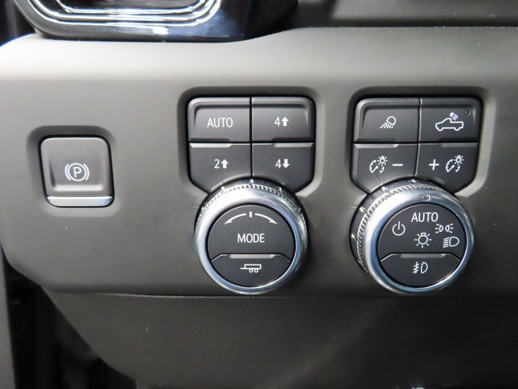 2024 GMC Sierra 2500HD 4x4 Crew Cab AT4 Fond du Lac WI