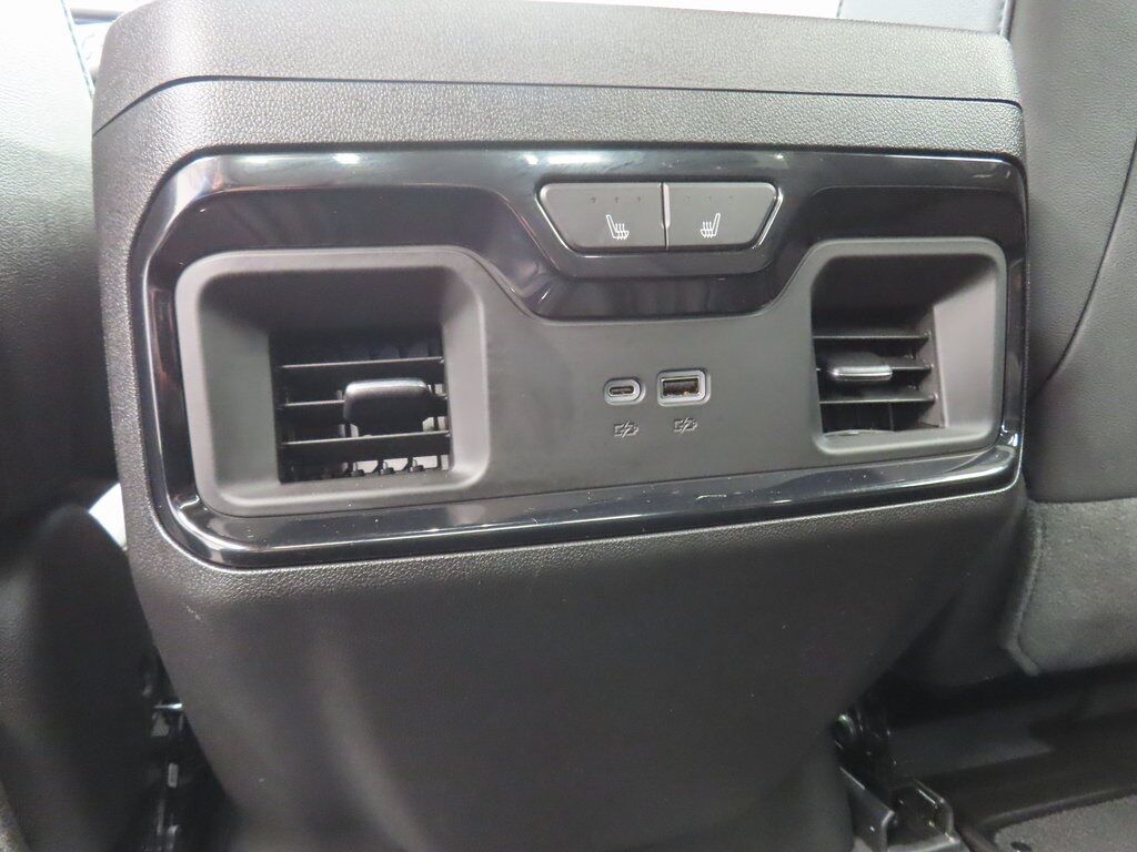 2024 GMC Sierra 2500HD 4x4 Crew Cab AT4 Fond du Lac WI