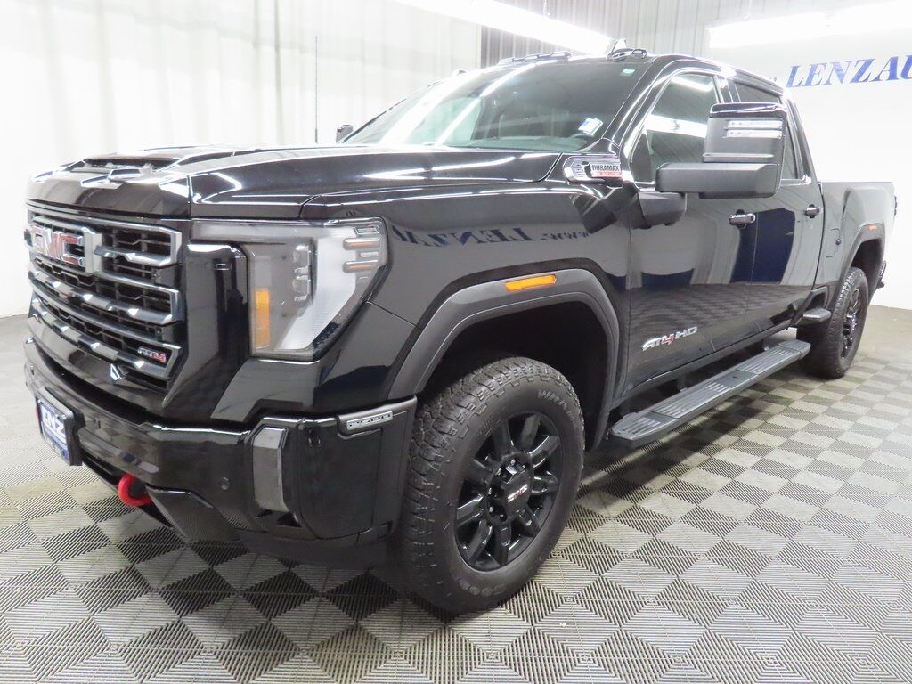 2024 GMC Sierra 2500HD 4x4 Crew Cab AT4 Fond du Lac WI