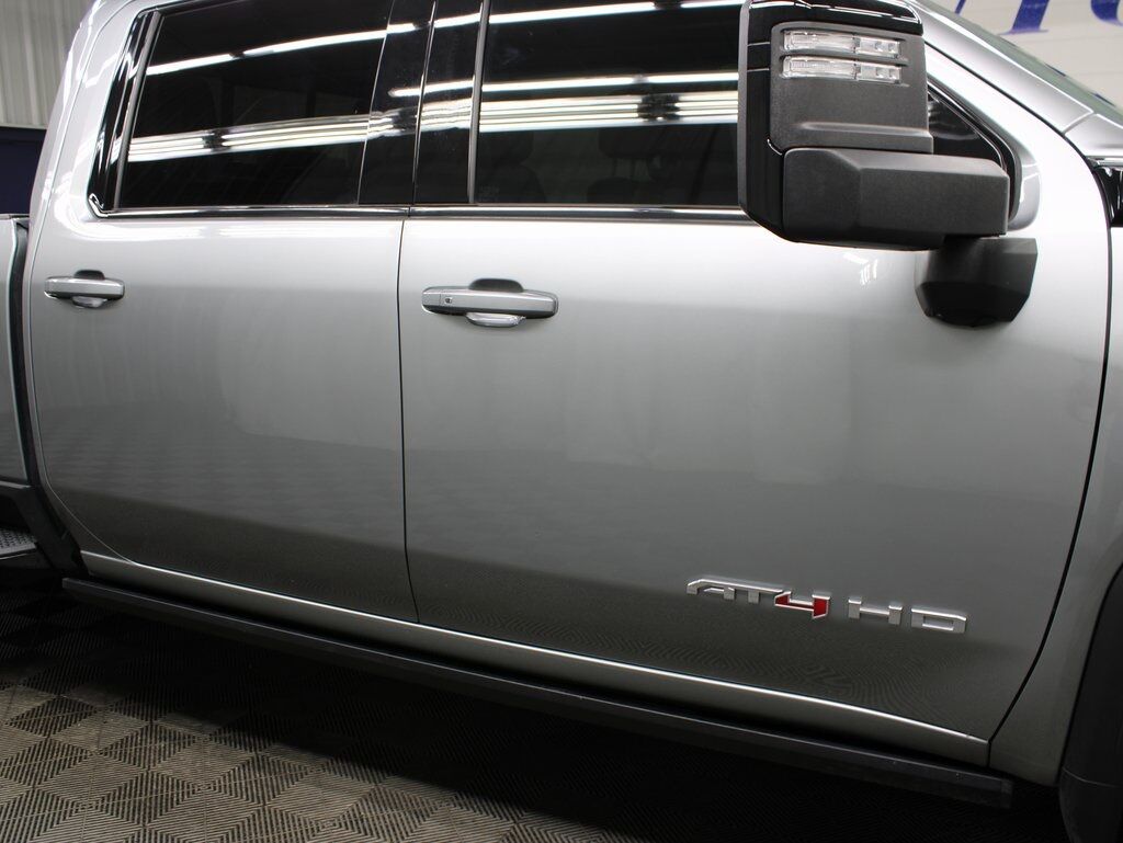 2024 GMC Sierra 2500HD 4x4 Crew Cab AT4 Fond du Lac WI