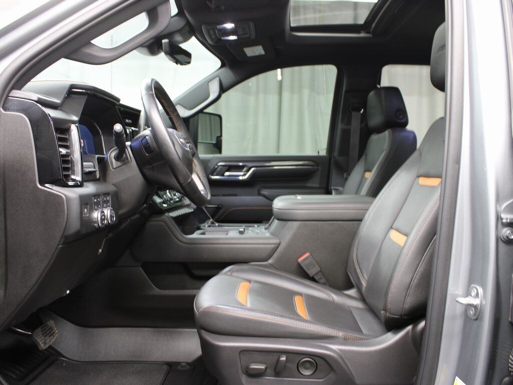 2024 GMC Sierra 2500HD 4x4 Crew Cab AT4 Fond du Lac WI