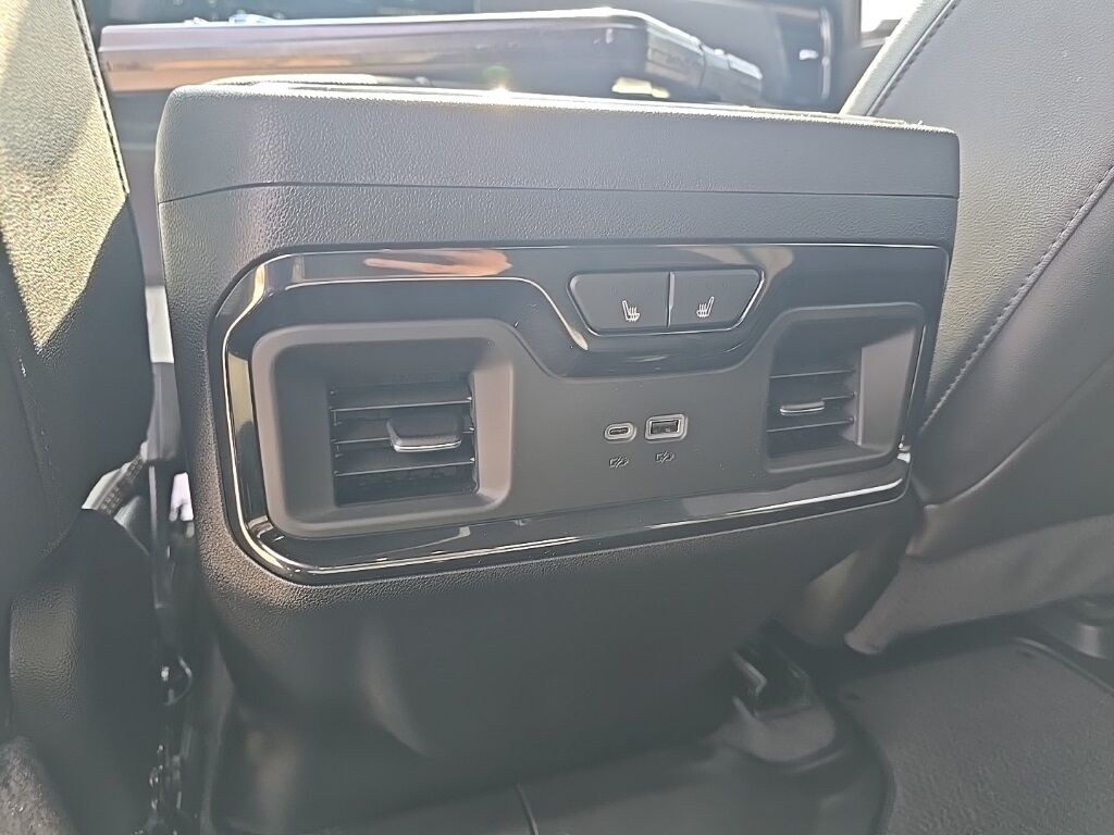 2024 GMC Sierra 2500HD 4x4 Crew Cab AT4 Fond du Lac WI
