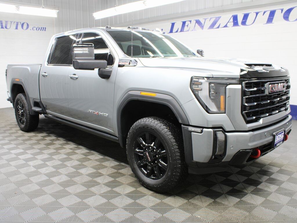 2024 GMC Sierra 2500HD 4x4 Crew Cab AT4 Fond du Lac WI
