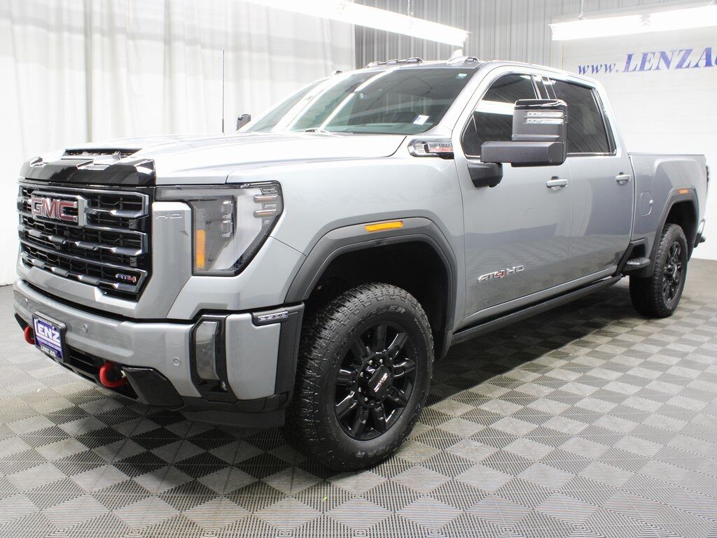 2024 GMC Sierra 2500HD 4x4 Crew Cab AT4 Fond du Lac WI