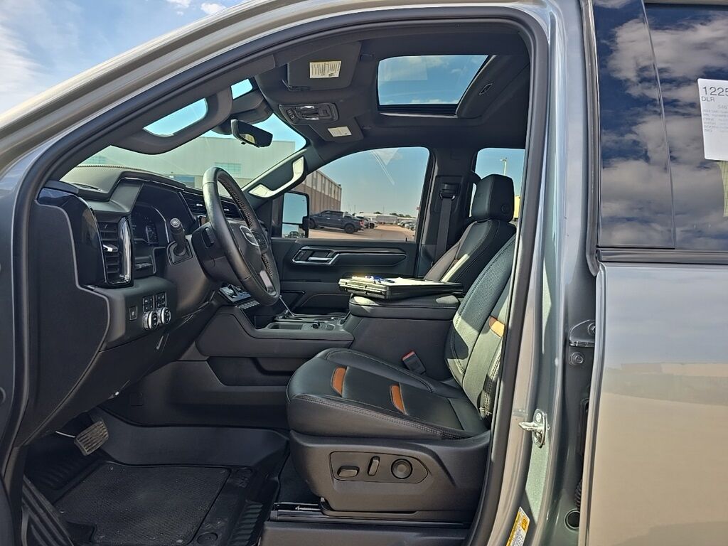 2024 GMC Sierra 2500HD 4x4 Crew Cab AT4 Fond du Lac WI