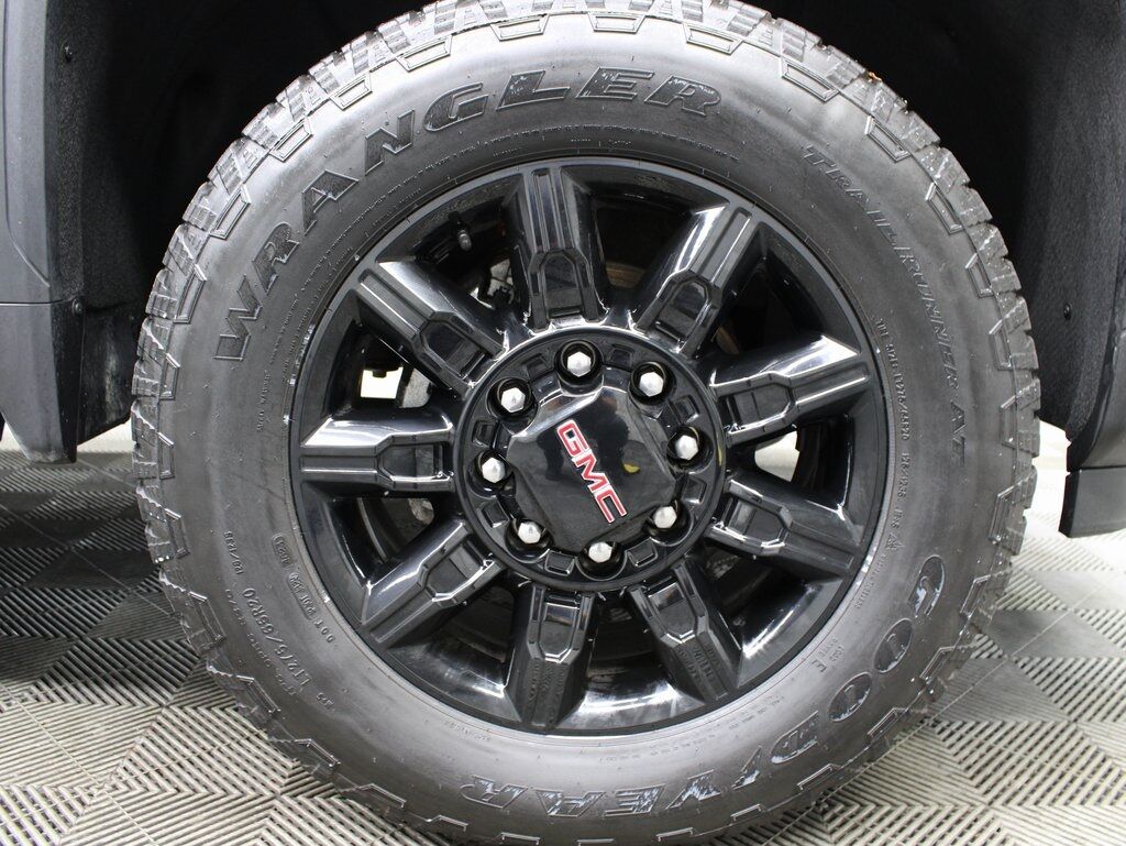 2024 GMC Sierra 2500HD 4x4 Crew Cab AT4 Fond du Lac WI