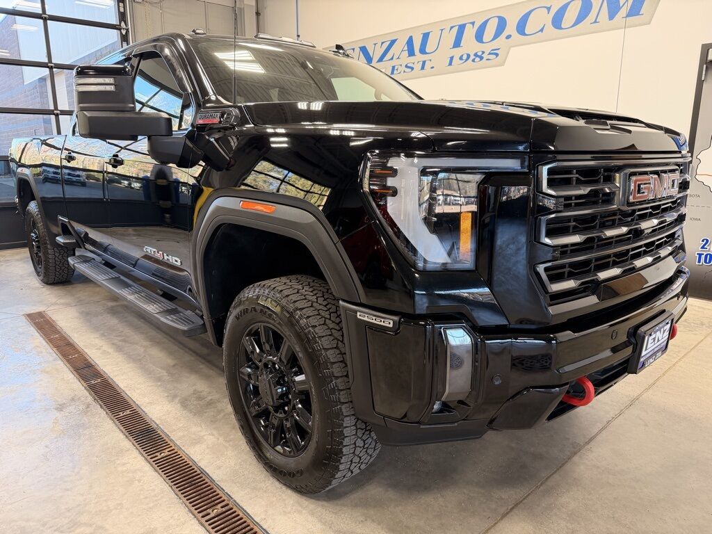 2024 GMC Sierra 2500HD 4x4 Crew Cab AT4