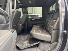 2024 GMC Sierra 2500HD 4x4 Crew Cab AT4 Fond du Lac WI