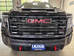 2024 GMC Sierra 2500HD 4x4 Crew Cab AT4 Fond du Lac WI