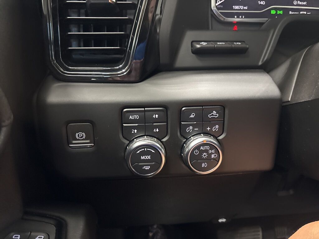 2024 GMC Sierra 2500HD 4x4 Crew Cab AT4 Minocqua WI