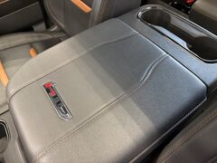 2024 GMC Sierra 2500HD 4x4 Crew Cab AT4 Fond du Lac WI