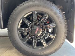 2024 GMC Sierra 2500HD 4x4 Crew Cab AT4 Fond du Lac WI
