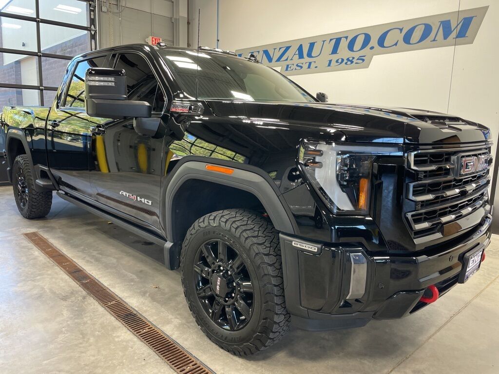 2024 GMC Sierra 2500HD 4x4 Crew Cab AT4