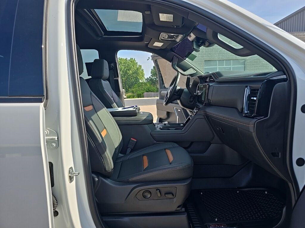 2024 GMC Sierra 2500HD 4x4 Crew Cab AT4 Minocqua WI