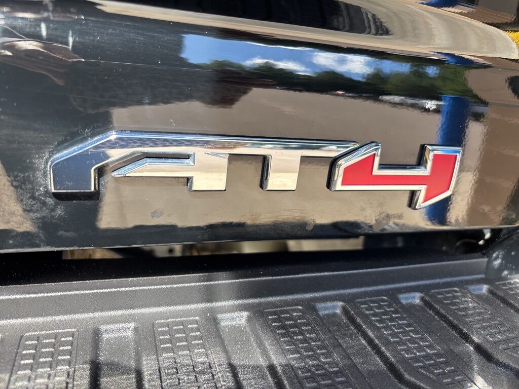 2024 GMC Sierra 2500HD 4x4 Crew Cab AT4 Minocqua WI