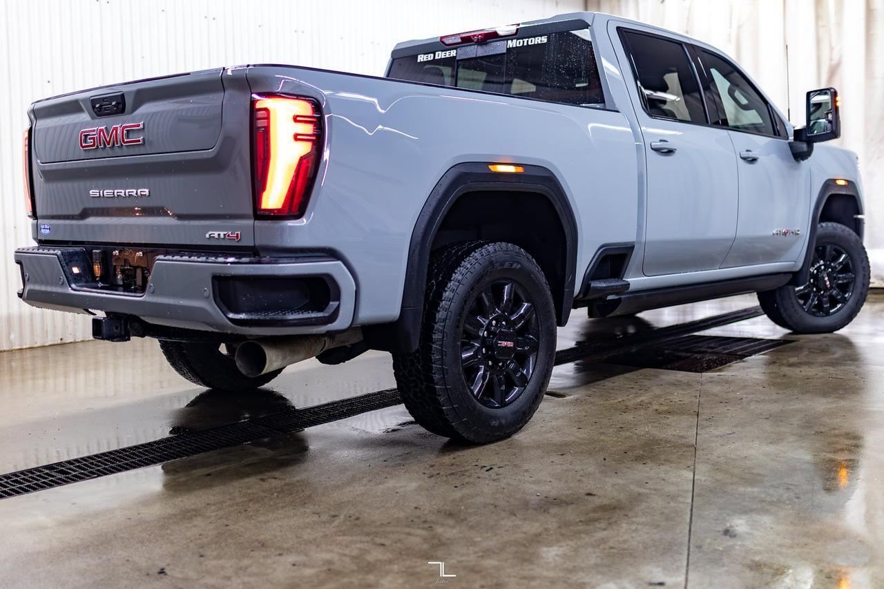 2024 GMC Sierra 2500HD 4x4 Crew Cab AT4 HD Diesel Leather Roof Nav Red Deer AB