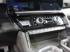 2024 GMC Sierra 2500HD 4x4 Crew Cab AT4X Fond du Lac WI