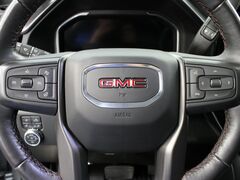 2024 GMC Sierra 2500HD 4x4 Crew Cab AT4X Fond du Lac WI