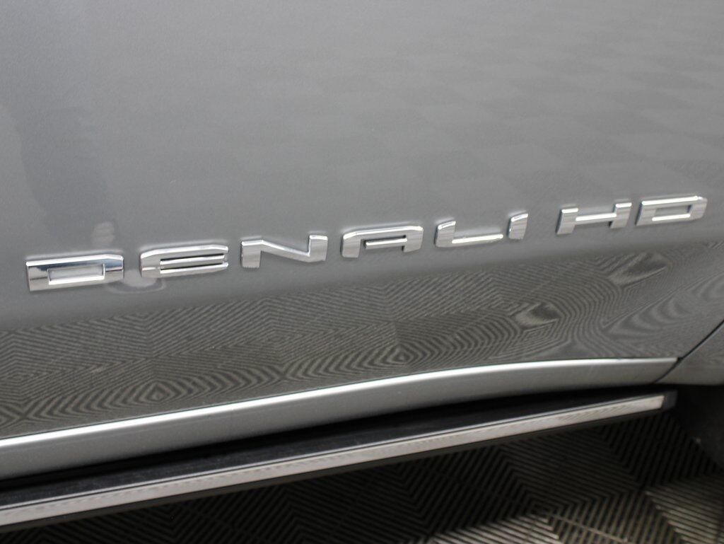 2024 GMC Sierra 2500HD 4x4 Crew Cab Denali Fond du Lac WI