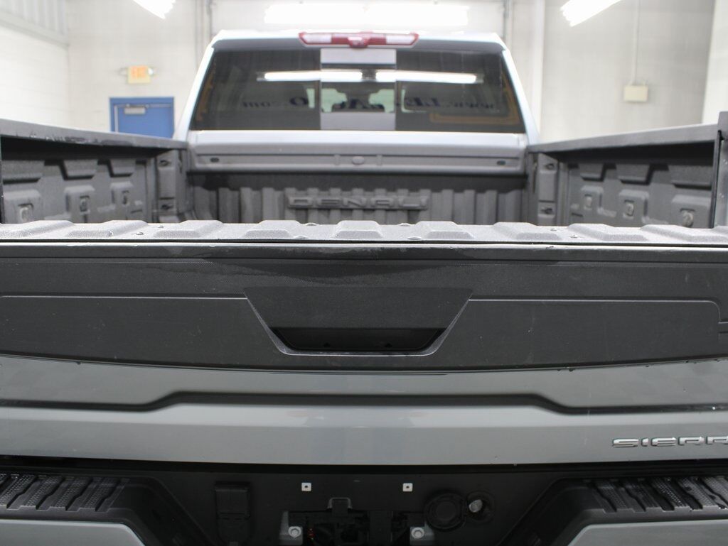 2024 GMC Sierra 2500HD 4x4 Crew Cab Denali Fond du Lac WI