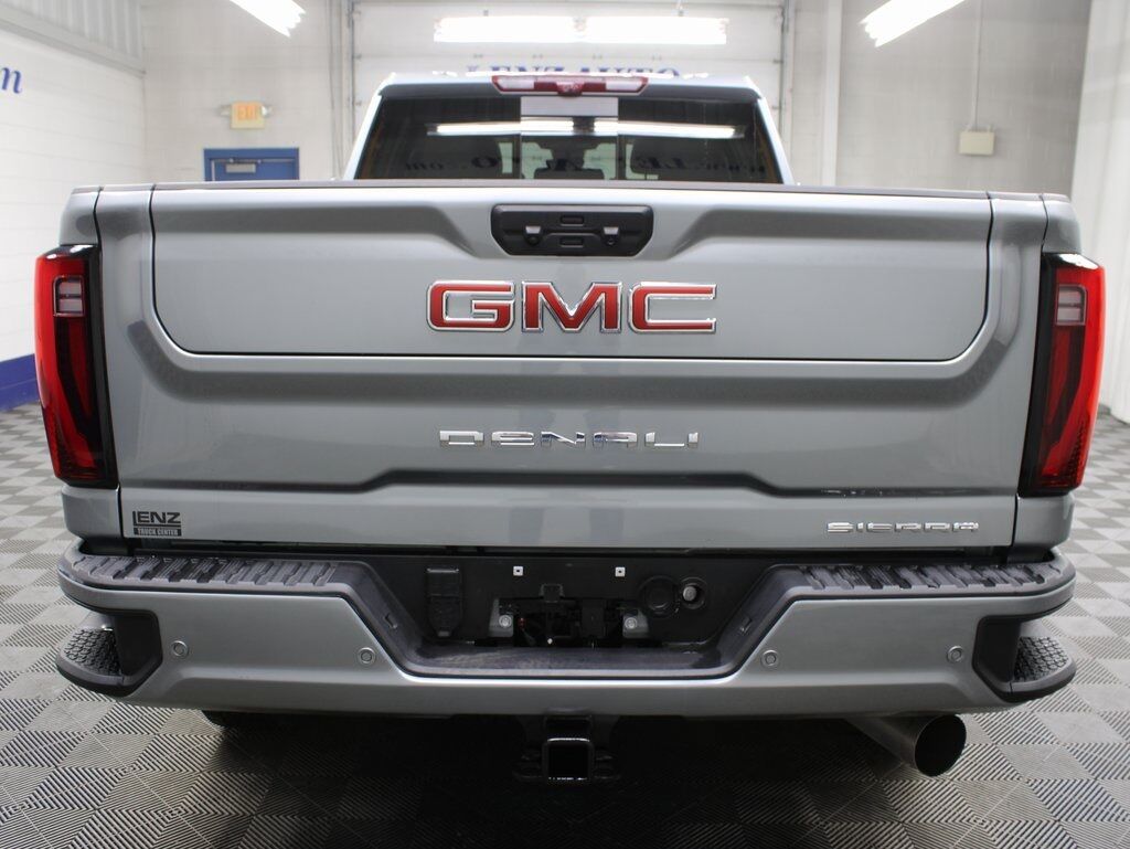 2024 GMC Sierra 2500HD 4x4 Crew Cab Denali Fond du Lac WI