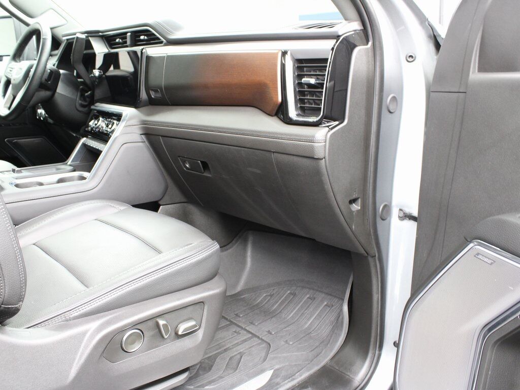 2024 GMC Sierra 2500HD 4x4 Crew Cab Denali Fond du Lac WI