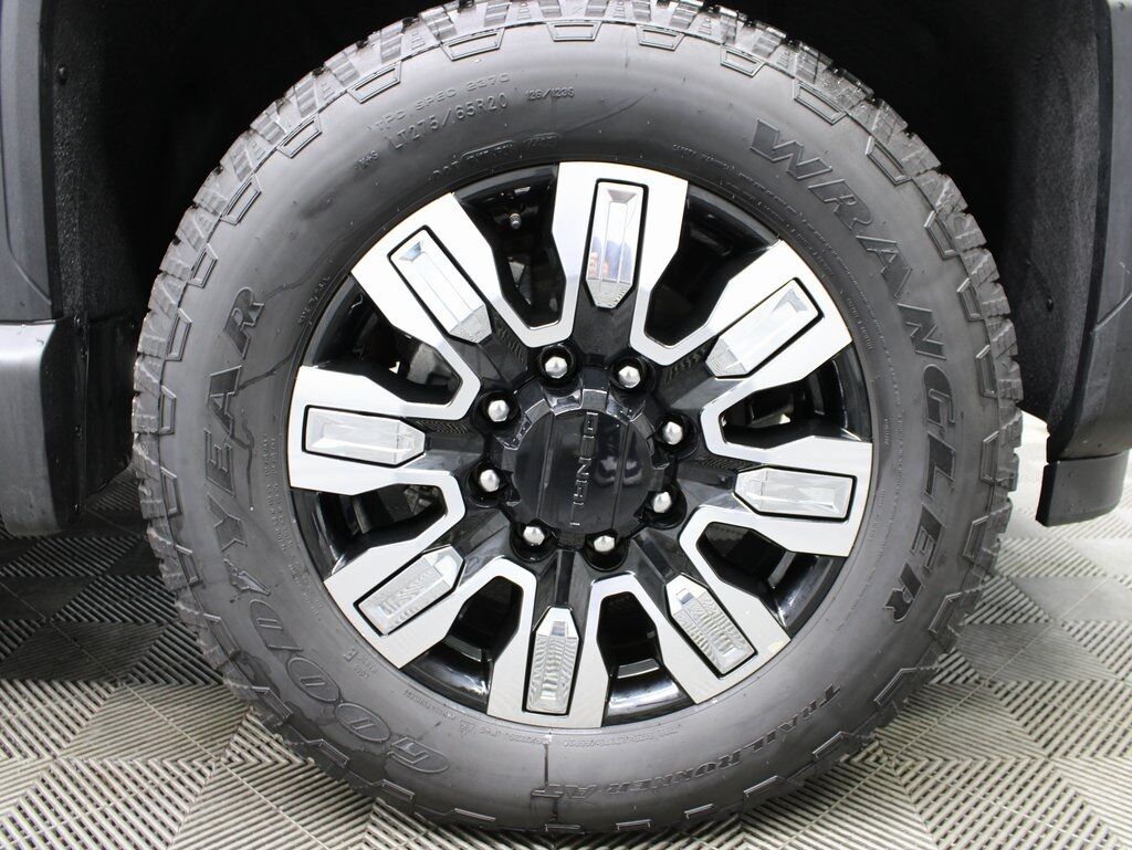 2024 GMC Sierra 2500HD 4x4 Crew Cab Denali Fond du Lac WI