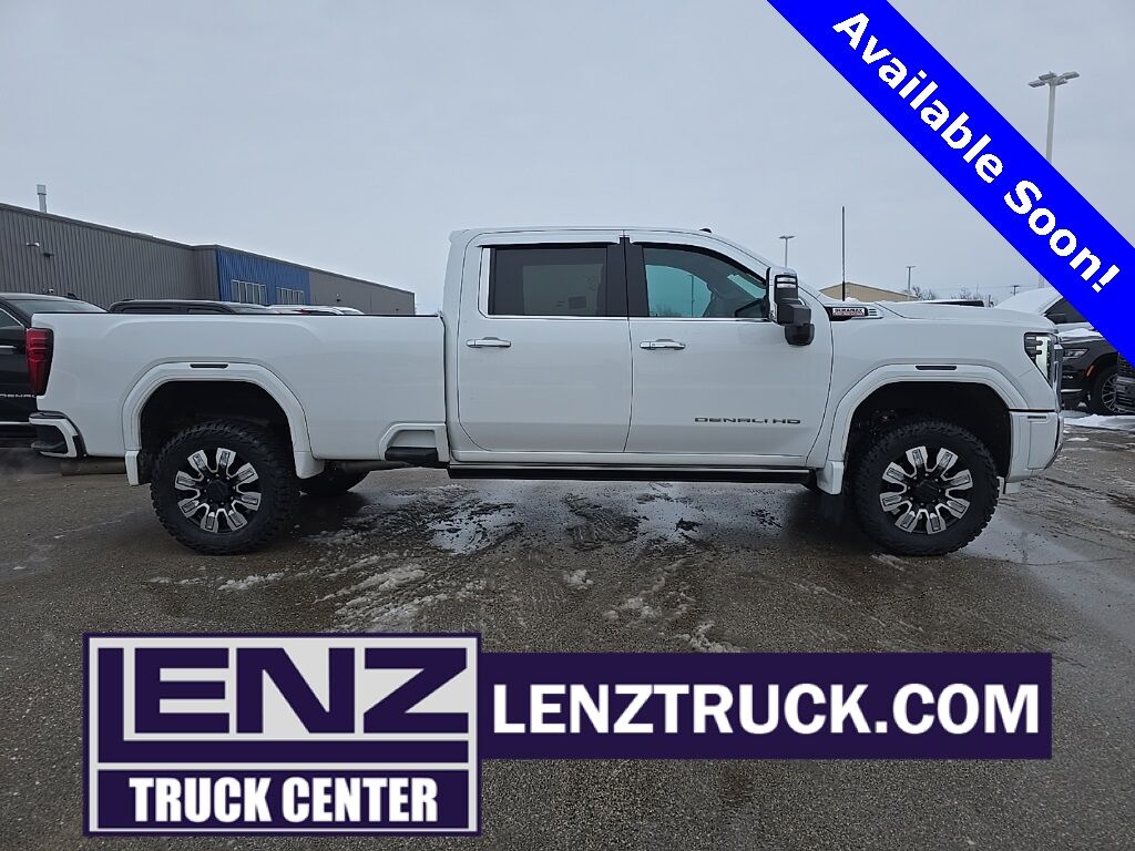 2024 GMC Sierra 2500HD 4x4 Crew Cab Denali Fond du Lac WI