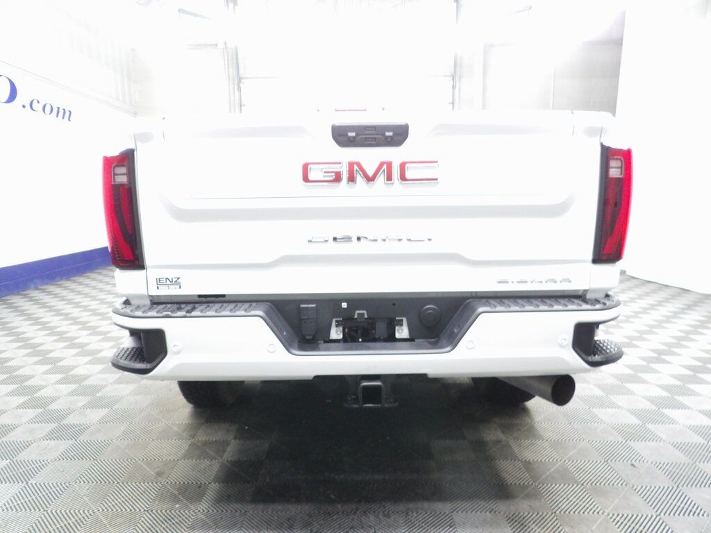 2024 GMC Sierra 2500HD 4x4 Crew Cab Denali Fond du Lac WI