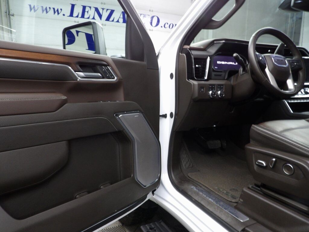 2024 GMC Sierra 2500HD 4x4 Crew Cab Denali Fond du Lac WI