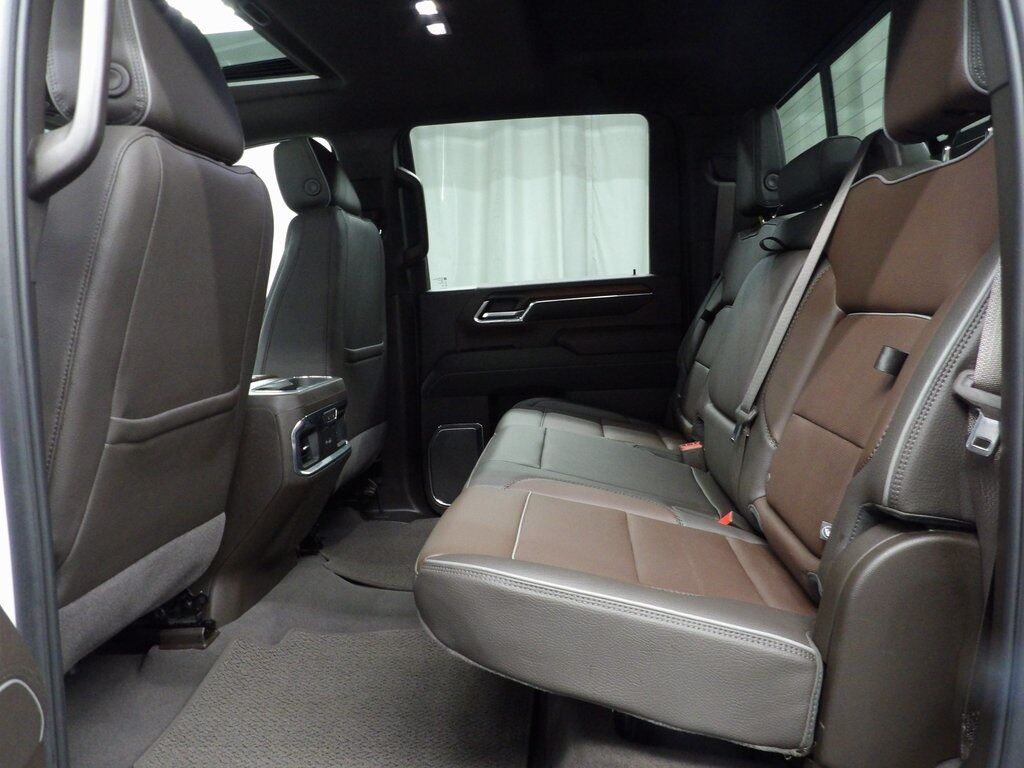 2024 GMC Sierra 2500HD 4x4 Crew Cab Denali Fond du Lac WI